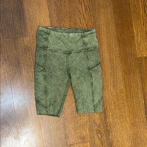 Lululemon Athletica Forest Green Bike Shorts